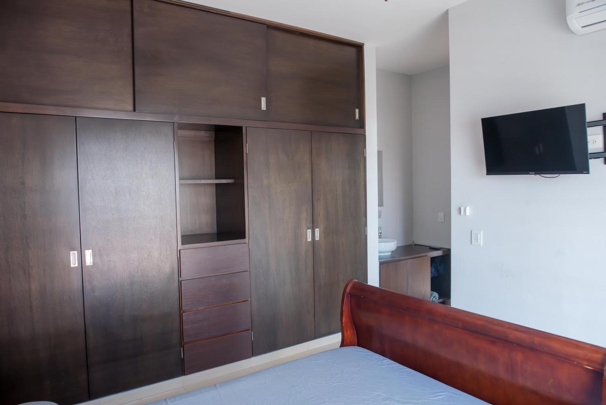 2Br/2Ba Condo 1 Block To Ocean! - Unit #5 Mazatlán Extérieur photo